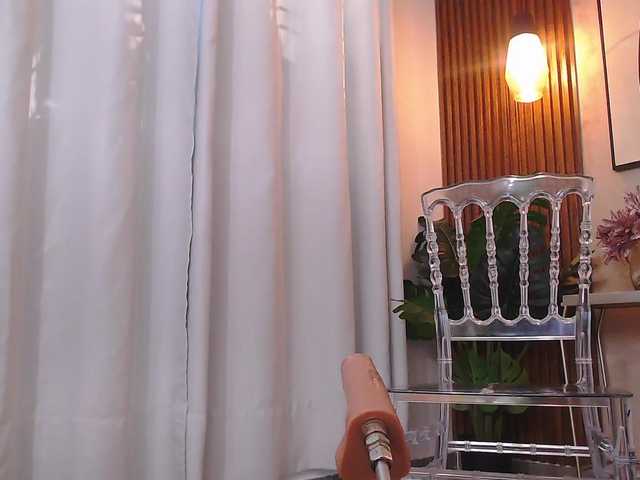 Lia-Mar's BongaCams show and profile