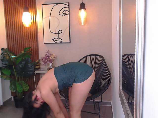 Lia-Mar's BongaCams show and profile