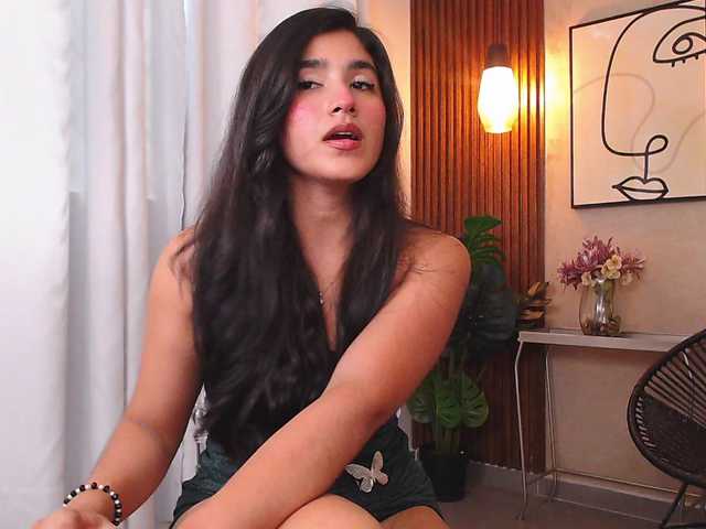 Lia-Mar's BongaCams show and profile