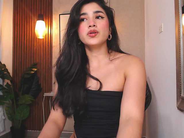 Lia-Mar's BongaCams show and profile