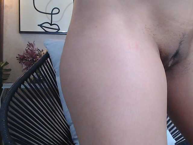 Lia-Mar's BongaCams show and profile