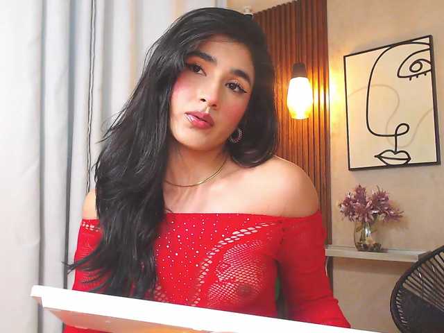 Lia-Mar's BongaCams show and profile