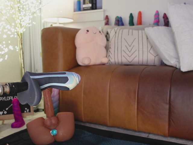 TaylorLove303 webcam