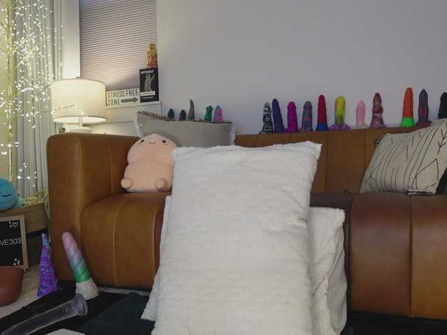 TaylorLove303's BongaCams show and profile