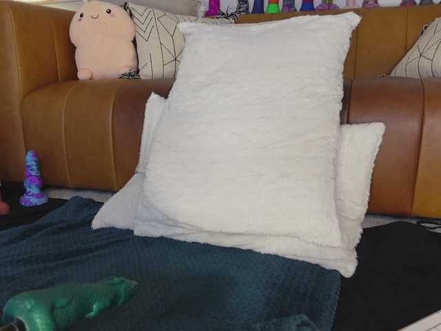 TaylorLove303's BongaCams show and profile