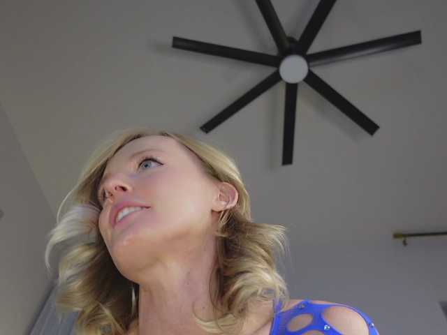 TaylorLove303's BongaCams show and profile