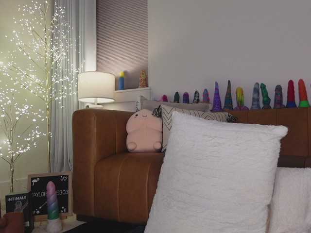 TaylorLove303 from BongaCams is Freechat