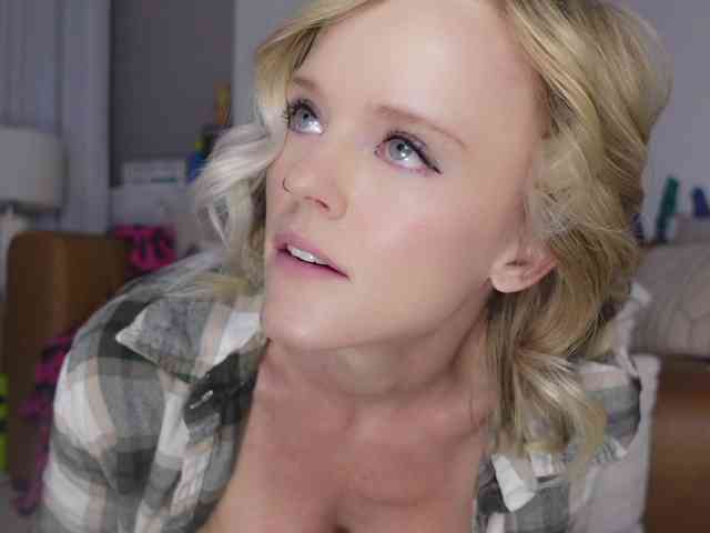 TaylorLove303 webcam