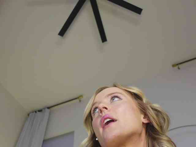 TaylorLove303 webcam