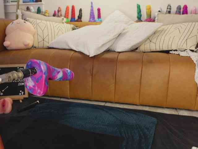 TaylorLove303 webcam