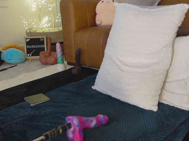 TaylorLove303 TaylorLove303