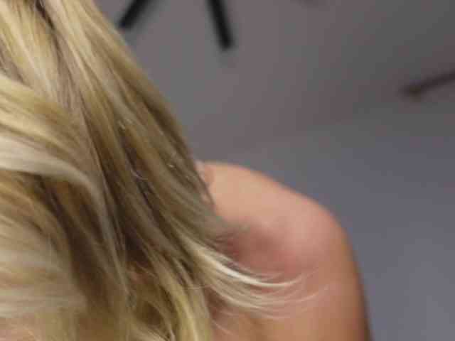 TaylorLove303 webcam