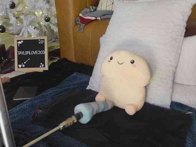 TaylorLove303 TaylorLove303