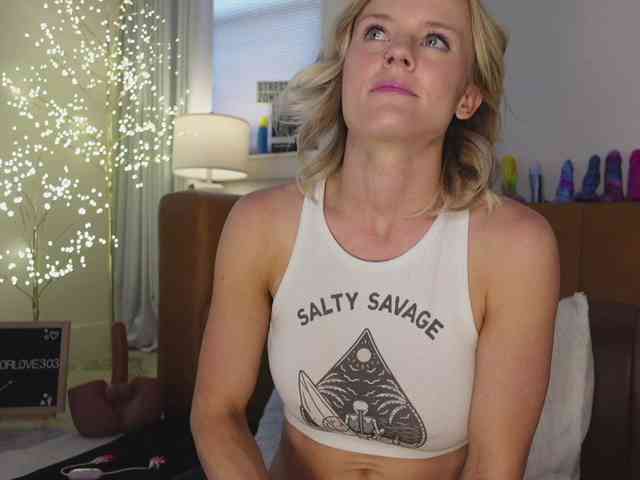 TaylorLove303 webcam