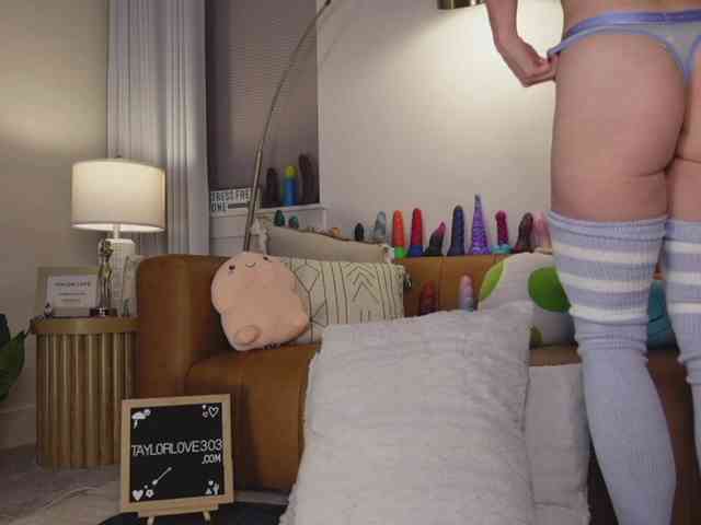 TaylorLove303 webcam