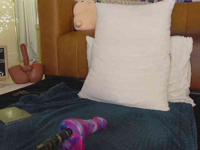 TaylorLove303 webcam