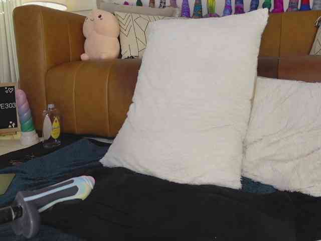 TaylorLove303 webcam