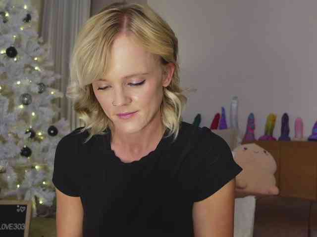 TaylorLove303 webcam