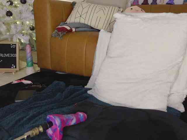 TaylorLove303 webcam