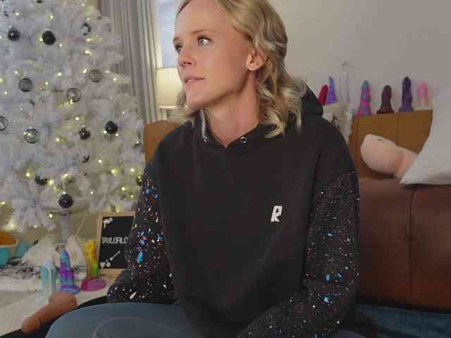 TaylorLove303 webcam