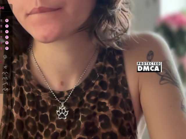 skfjdgbjhesdflsfh webcam