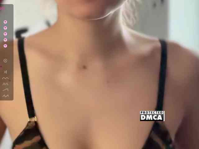 Asexysmile webcam