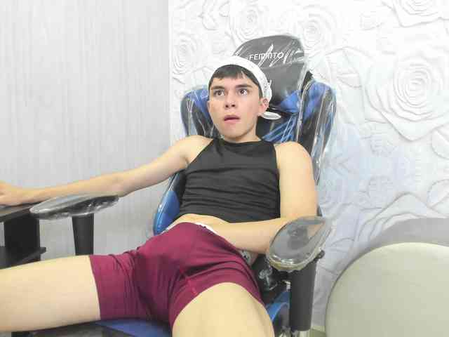 Carlitos18-