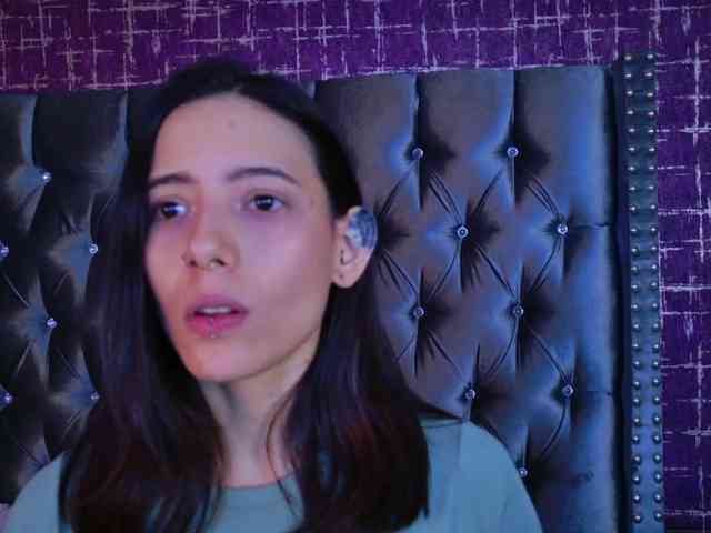 Модель: mishelKrave