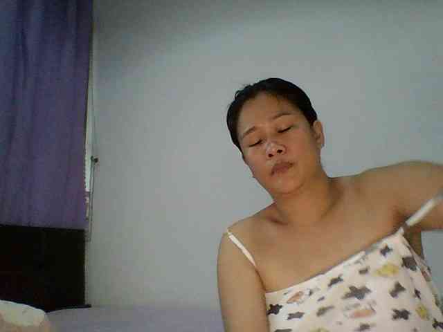 sweetfaye20 webcam