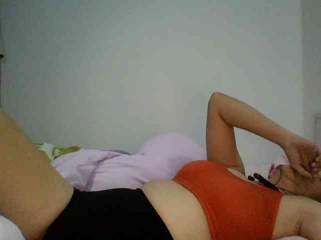 sweetfaye20 webcam