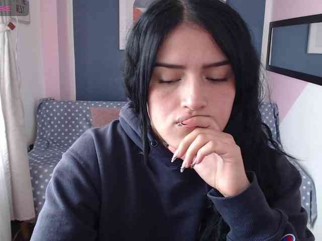 Saaritta-litley webcam
