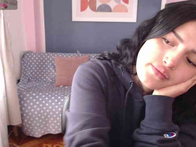 Saaritta-litley webcam