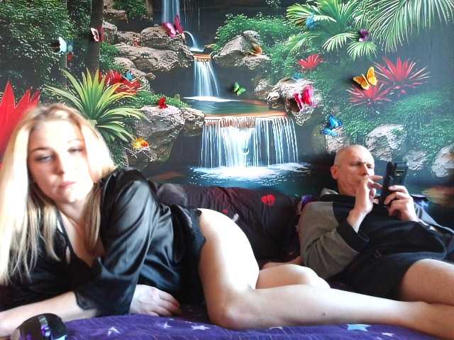 Aleksa26's BongaCams show and profile