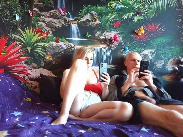 Aleksa26's BongaCams show and profile