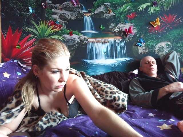 Aleksa26's BongaCams show and profile