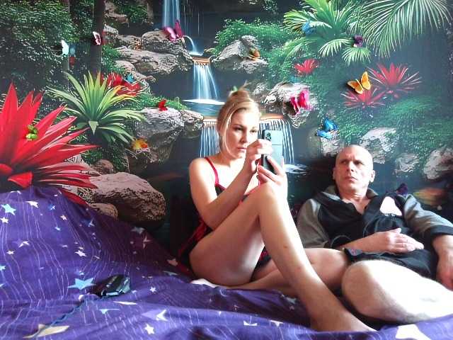 Aleksa26's BongaCams show and profile