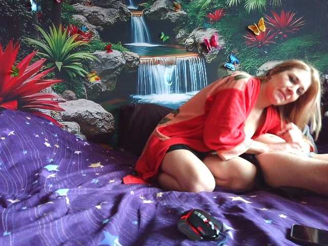 Aleksa26's BongaCams show and profile