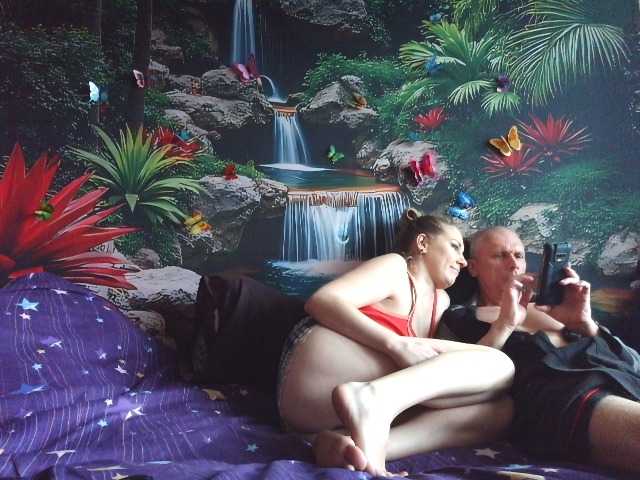 Aleksa26's BongaCams show and profile