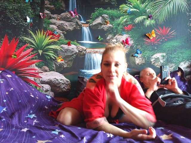 Aleksa26's BongaCams show and profile