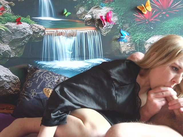 Aleksa26's BongaCams show and profile