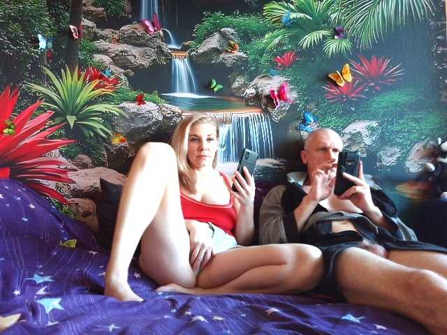 Aleksa26's BongaCams show and profile