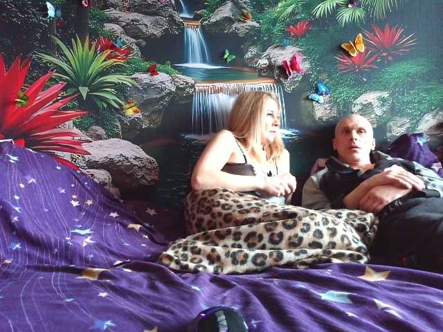 Aleksa26's BongaCams show and profile