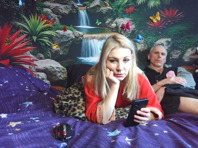 Aleksa26's BongaCams show and profile