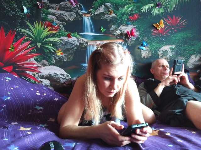 Aleksa26's BongaCams show and profile