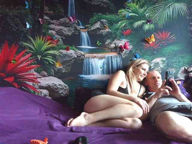 Aleksa26 Live Webcam on BongaCams