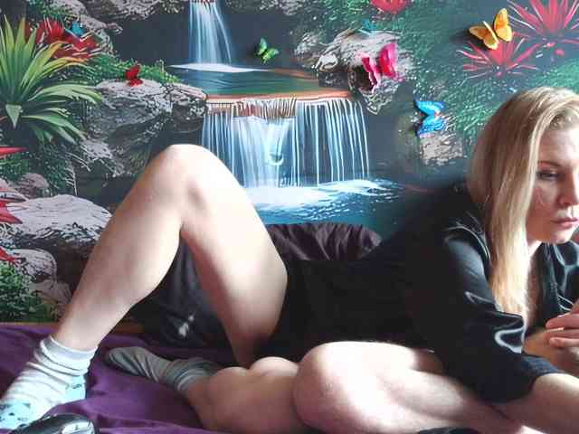 Aleksa26 Live Webcam on BongaCams
