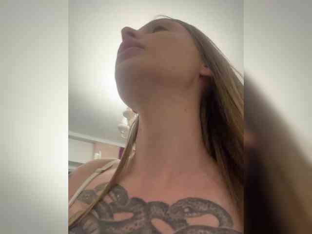 -AnlinaW- webcam