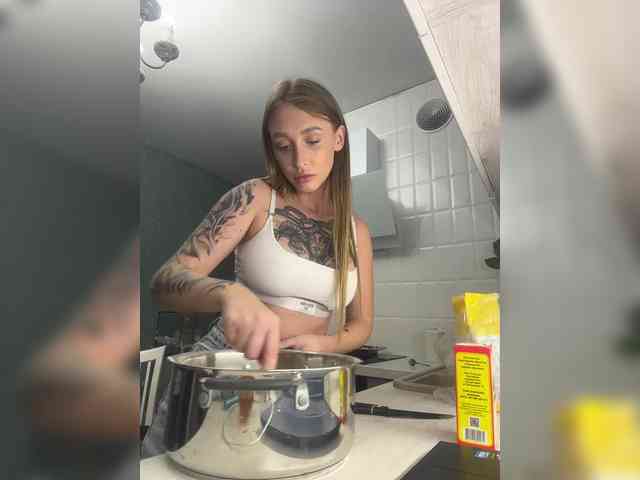 -AnlinaW- webcam