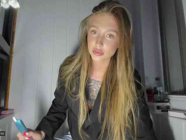 -AnlinaW- webcam