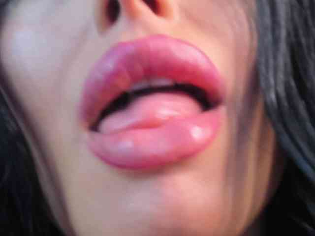 LaylaJade webcam